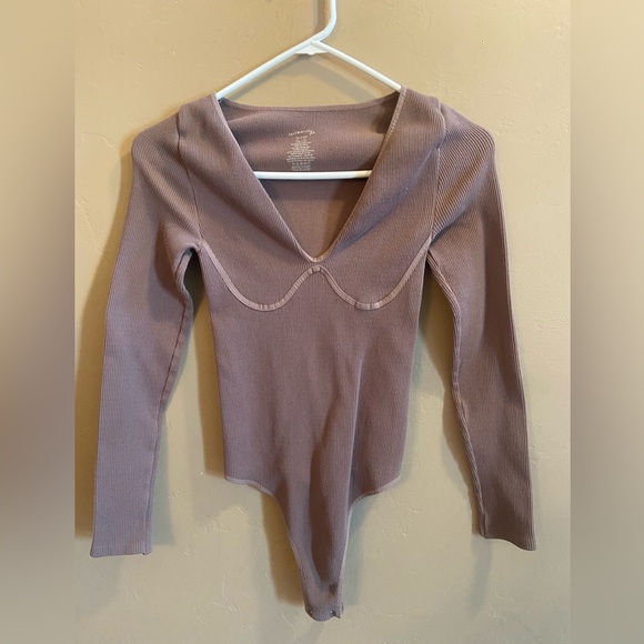 FREE PEOPLE INTIMATELY Meg Seamless Long Sleeve
Bodysuit size m/l brown - Picture 1 of 7